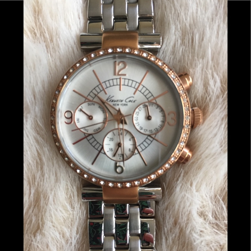 Kenneth Cole Watch - Picture 2 of 2